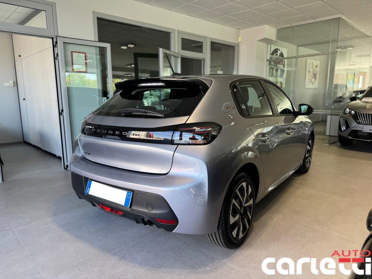 Peugeot 208 PureTech 100 Stop&Start 5 porte GT (10)
