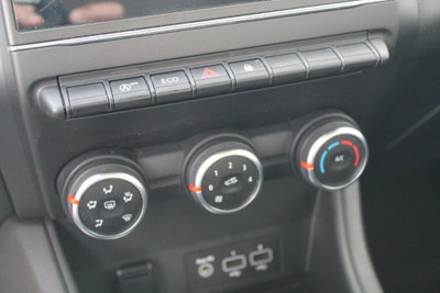 Renault Captur Blue dCi 95 CV Business (17)