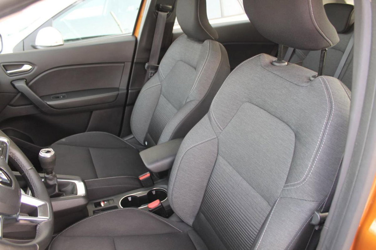 Renault Captur Blue dCi 95 CV Business (8)
