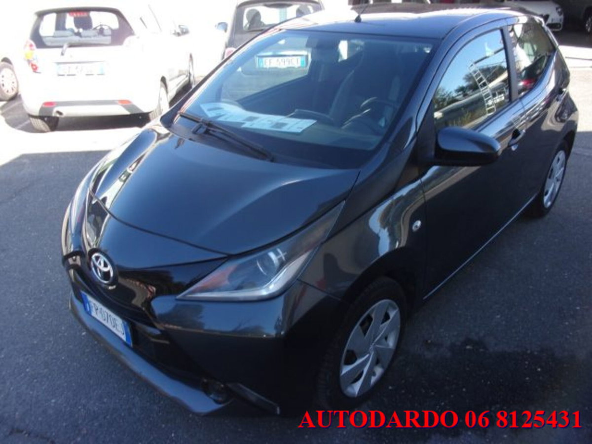 Toyota Aygo 1.0 VVT-i 69 CV 5 porte x-wave (18)