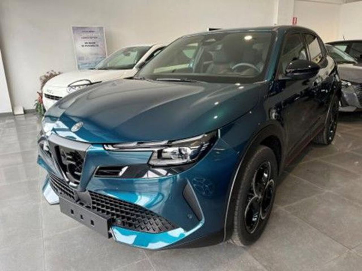 Alfa Romeo Junior 1.2 ibrida 145cv edct6