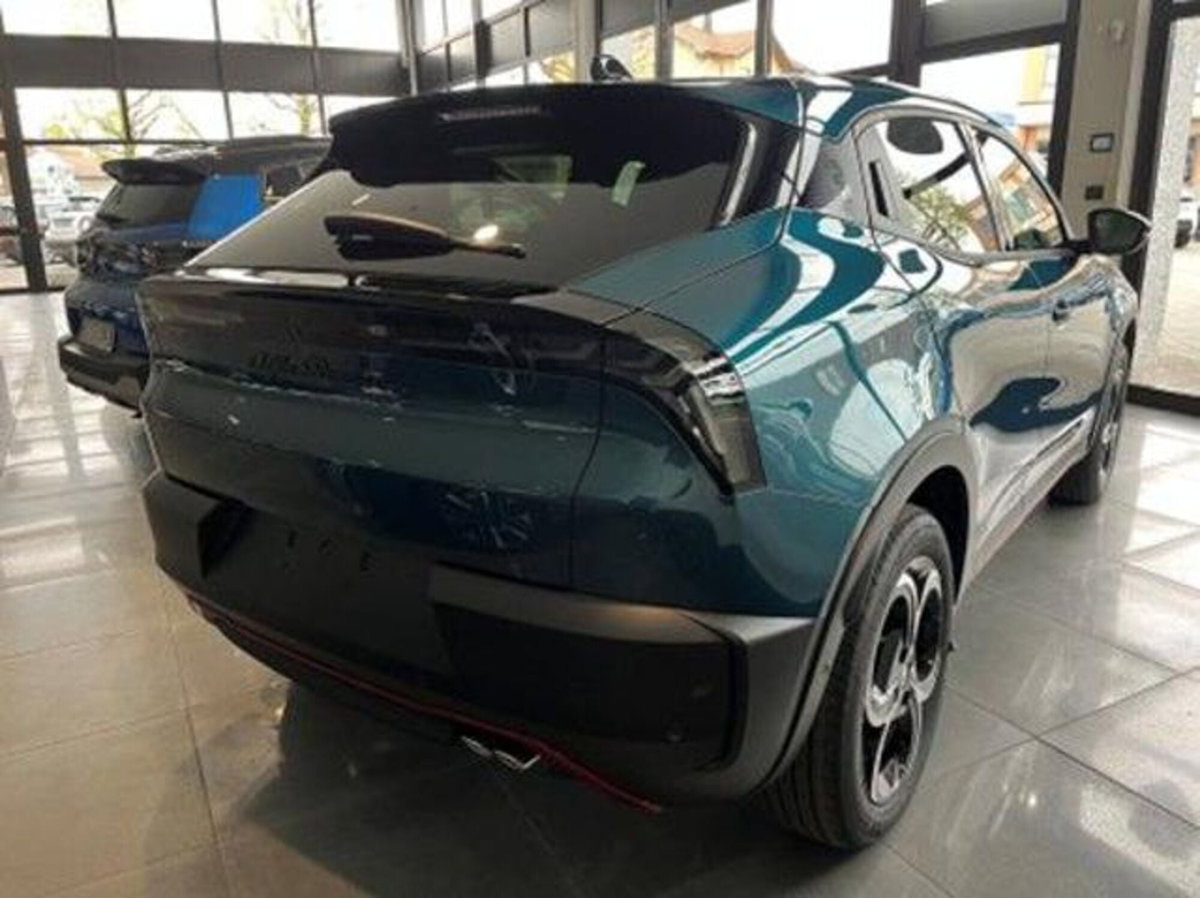 Alfa Romeo Junior 1.2 ibrida 145cv edct6 (4)