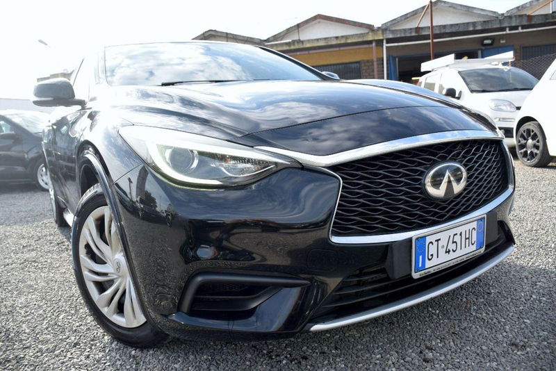 Infiniti Q30 1.5 diesel Business Executive