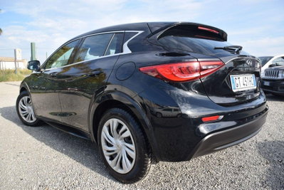 Infiniti Q30 1.5 diesel Business Executive (15)