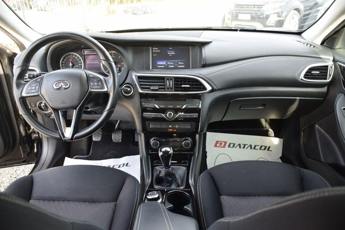 Infiniti Q30 1.5 diesel Business Executive (8)