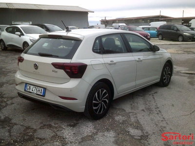 Volkswagen Polo 1.0 evo Life 80cv (3)