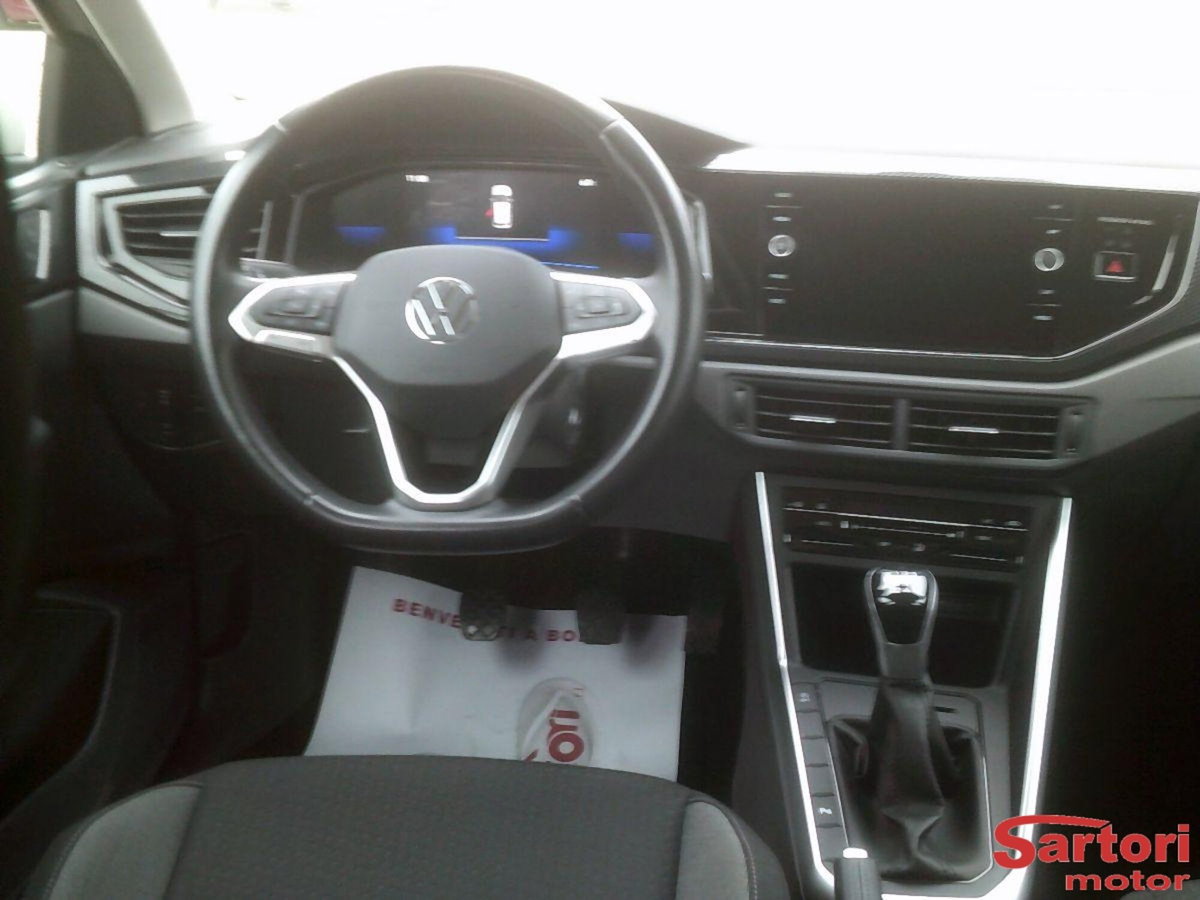 Volkswagen Polo 1.0 Life 80cv (6)