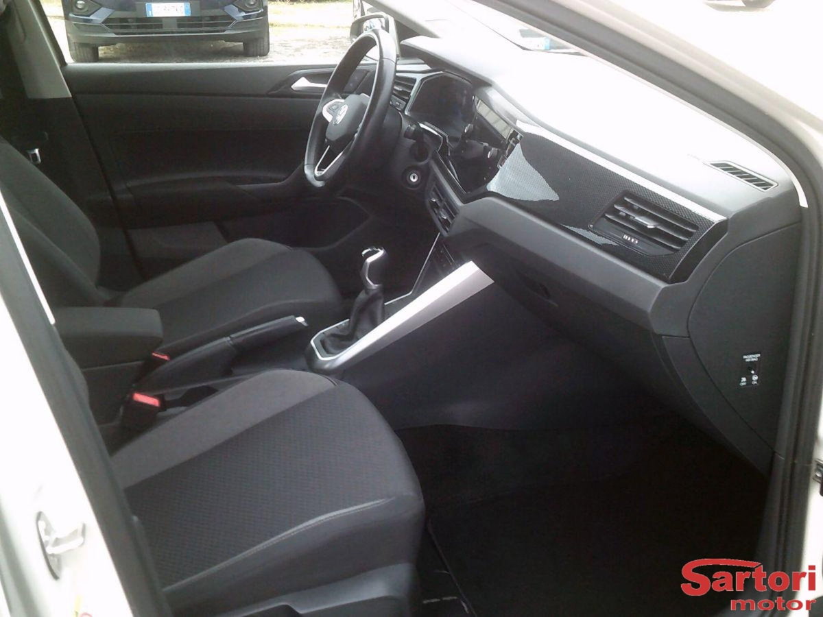 Volkswagen Polo 1.0 Life 80cv (7)
