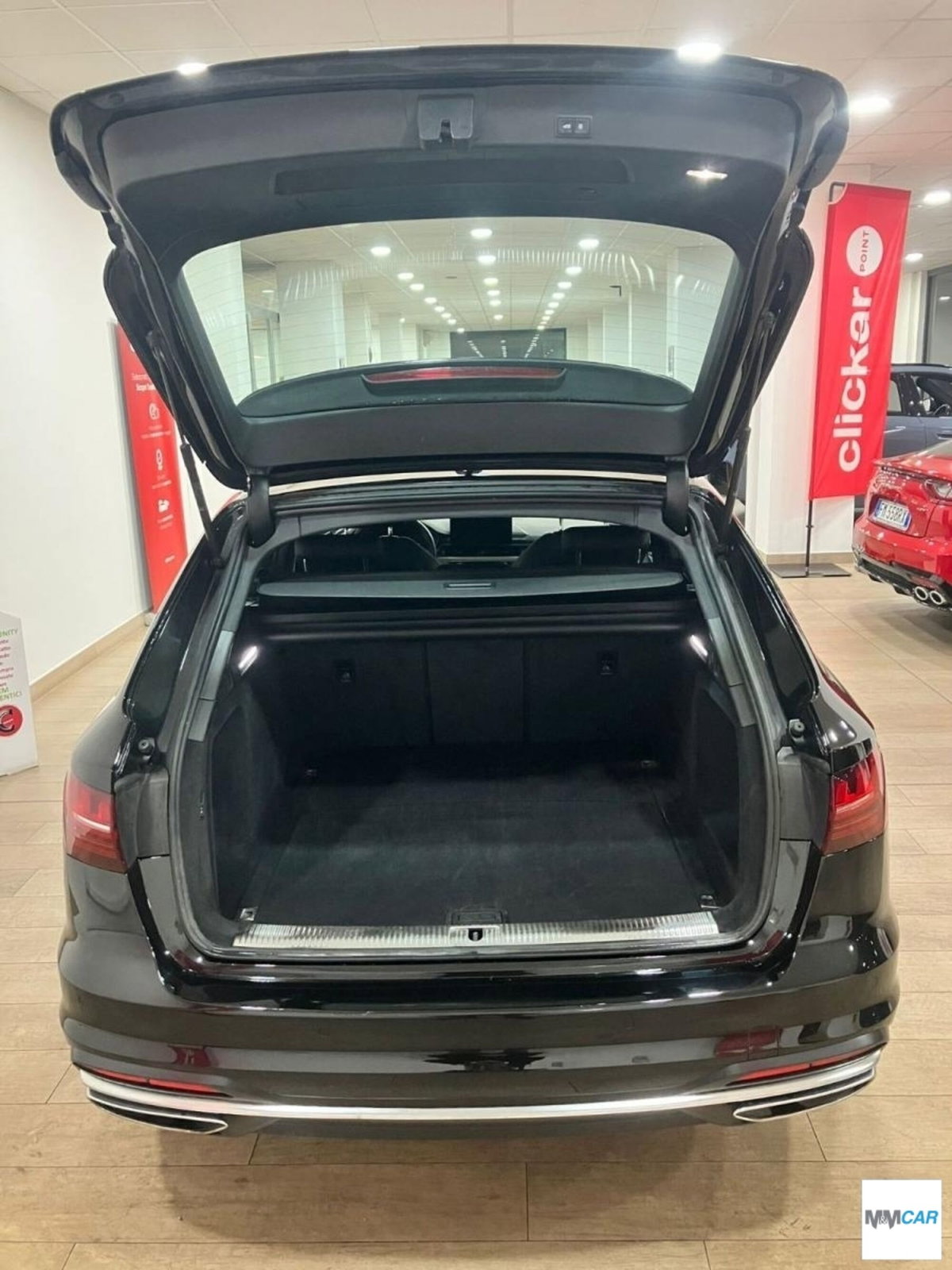 Audi A4 Avant 40 TDI quattro S tronic S line edition (10)