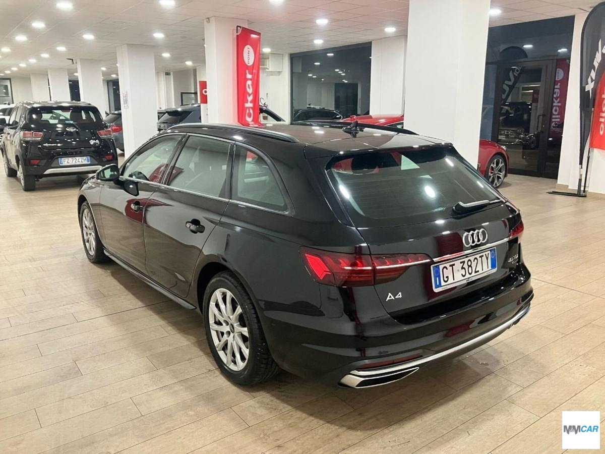 Audi A4 Avant 40 TDI quattro S tronic S line edition (4)