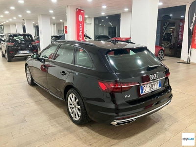 Audi A4 Avant 40 TDI quattro S tronic S line edition (4)