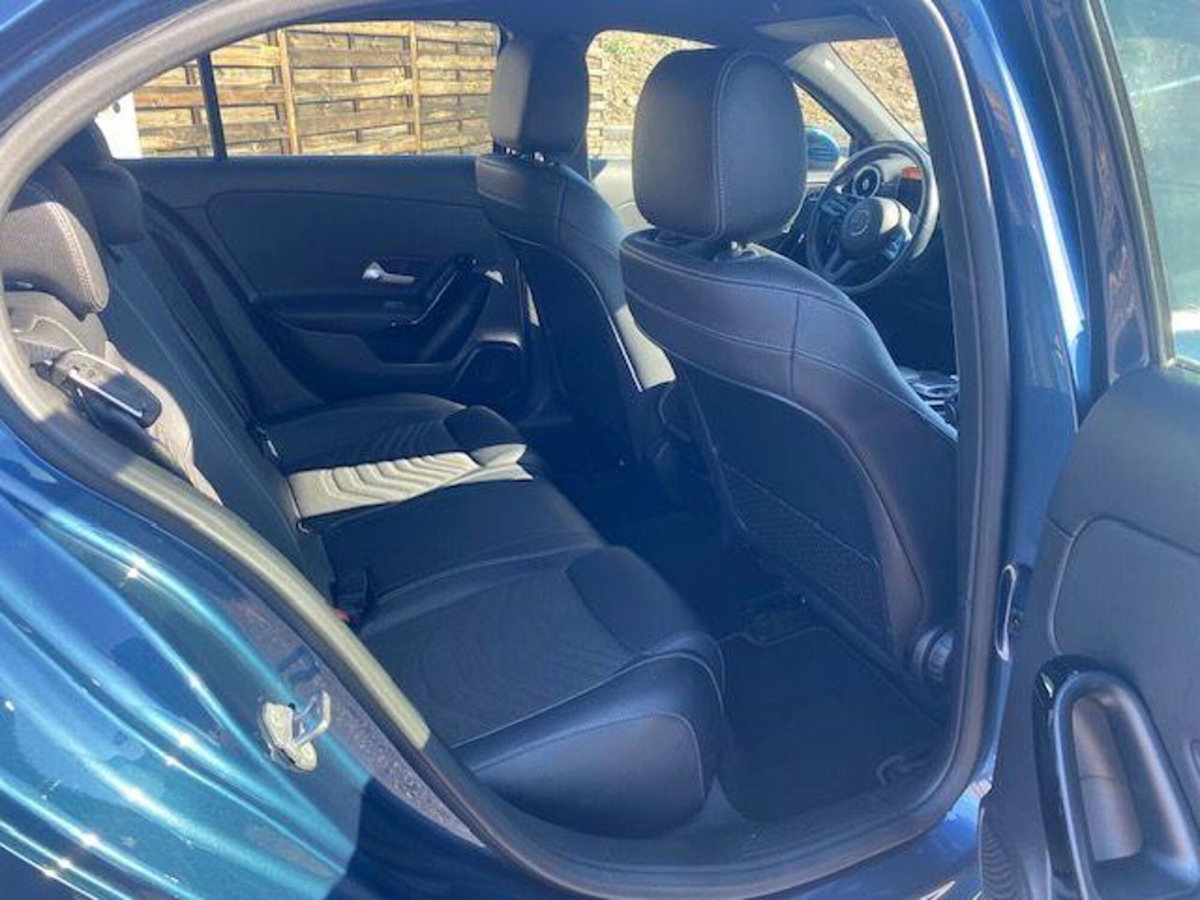 Mercedes-Benz Classe A 180 d Automatic Executive (12)