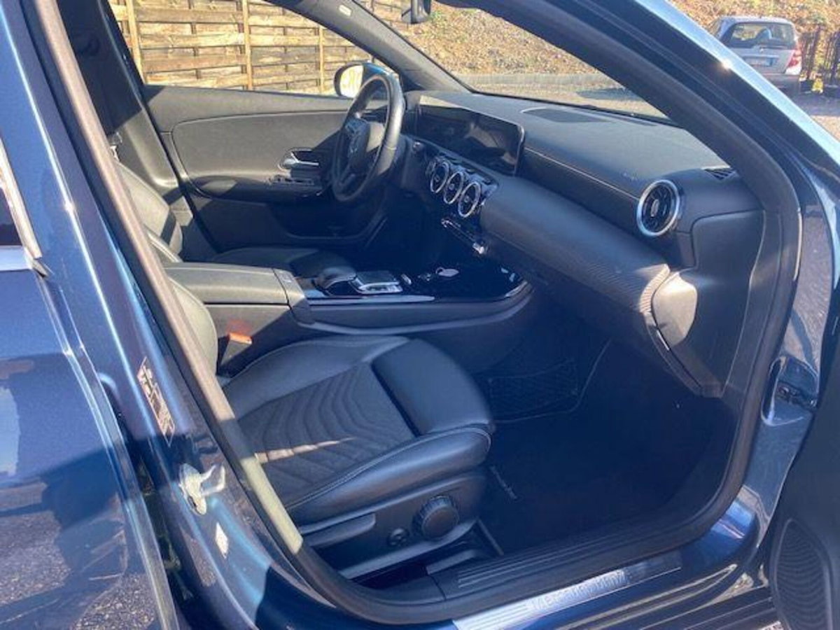 Mercedes-Benz Classe A 180 d Automatic Executive (13)