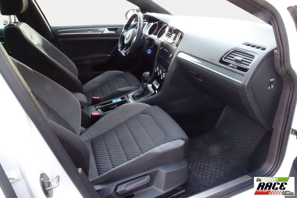 Volkswagen Golf 1.5 TSI ACT 5p. Sport BlueMotion Technology (17)