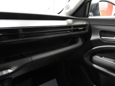 Jeep Avenger 1.2 turbo Longitude fwd 100cv (13)