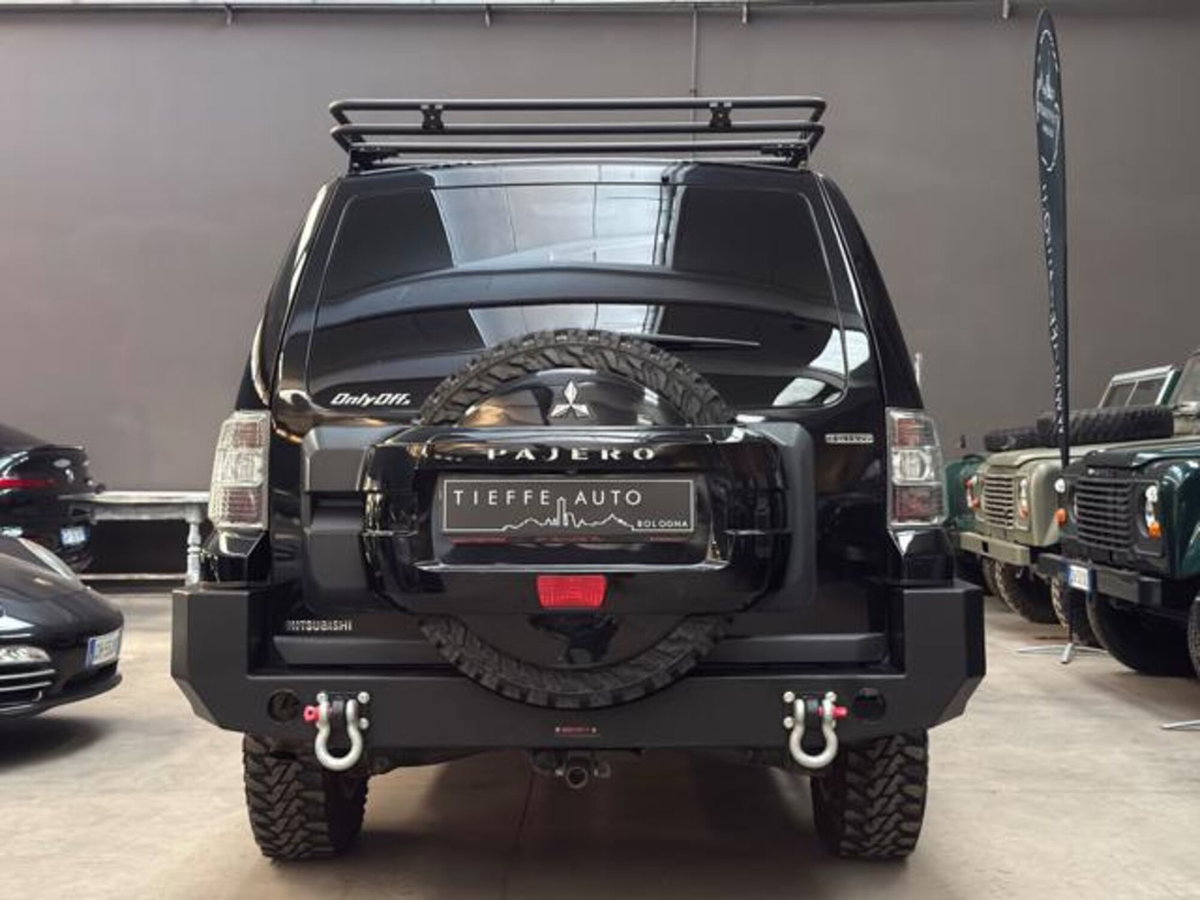 Mitsubishi Pajero 3.8 V6 24V aut. 5p. Instyle (5)