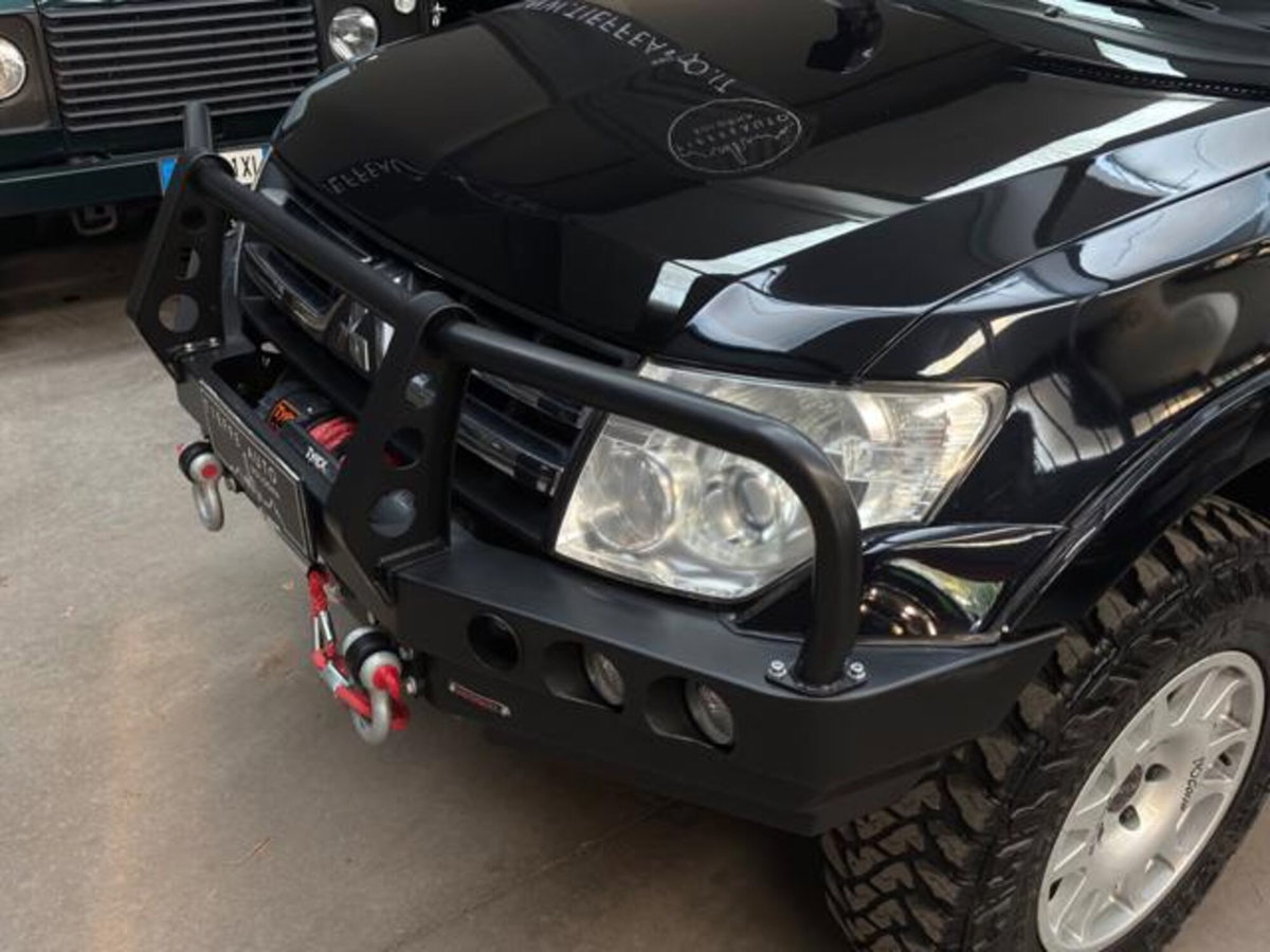 Mitsubishi Pajero 3.8 V6 24V aut. 5p. Instyle (9)