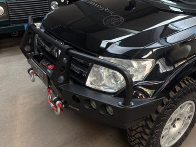 Mitsubishi Pajero 3.8 V6 24V aut. 5p. Instyle (9)