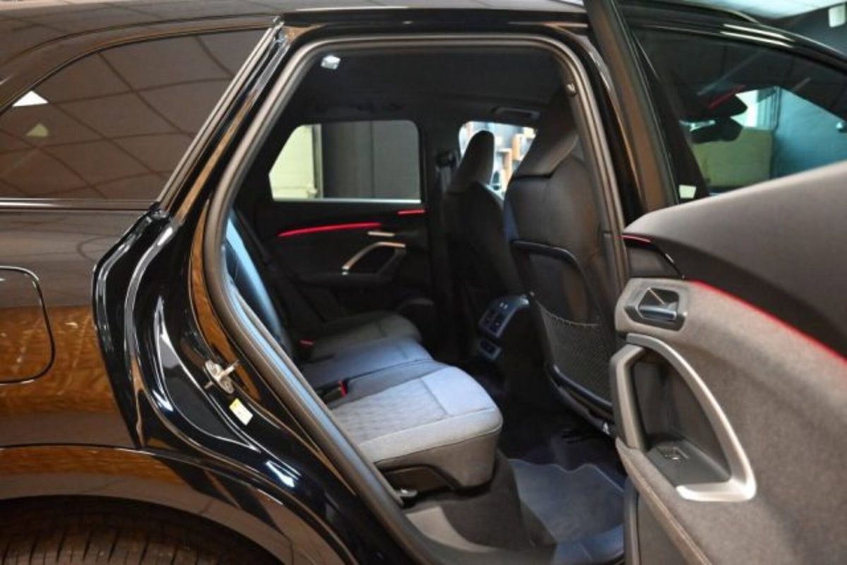 Audi Q5 2.0 e-hybrid Business quattro 299cv s-tronic (11)
