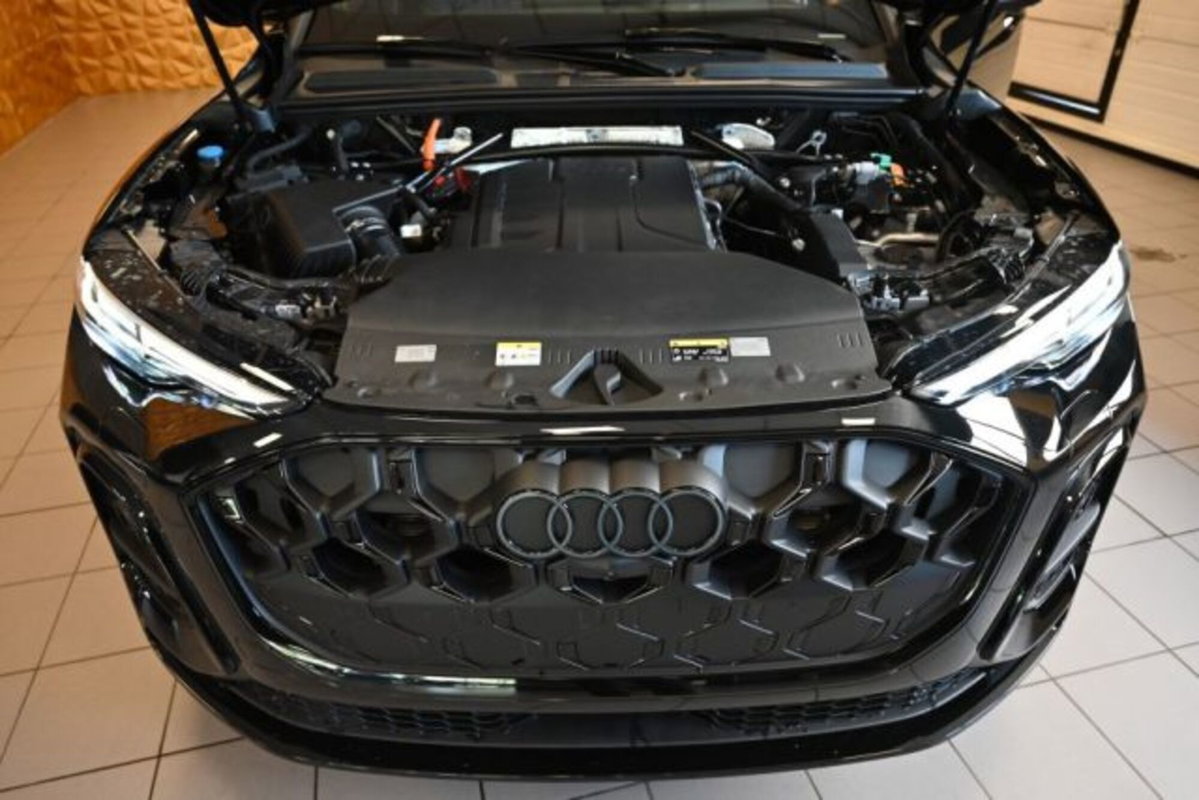Audi Q5 2.0 e-hybrid Business quattro 299cv s-tronic (13)