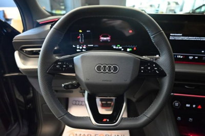 Audi Q5 2.0 e-hybrid Business quattro 299cv s-tronic (14)