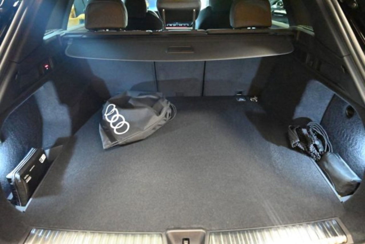 Audi Q5 2.0 e-hybrid Business quattro 299cv s-tronic (15)