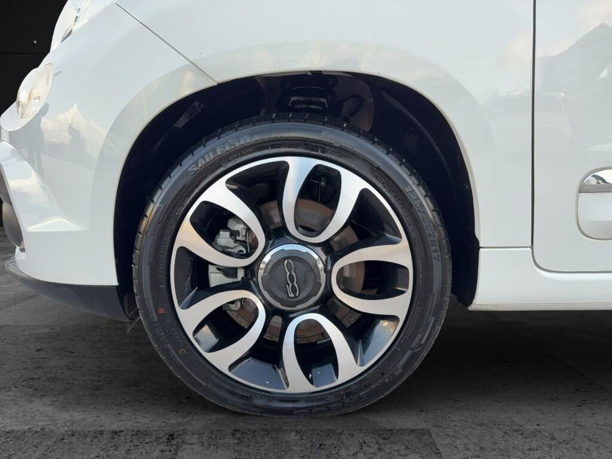 Fiat 500L 1.6 mjt VGT 120cv Urban 4p.ti E6b (15)