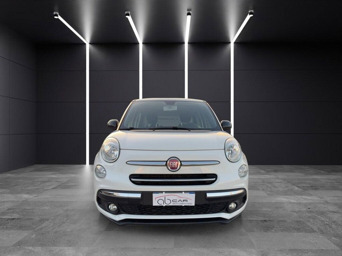 Fiat 500L 1.6 mjt VGT 120cv Urban 4p.ti E6b (2)