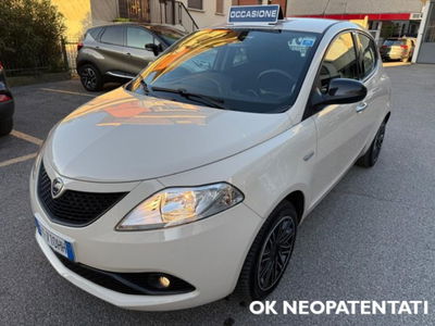 Lancia Ypsilon 1.2 69 CV 5 porte Gold usata