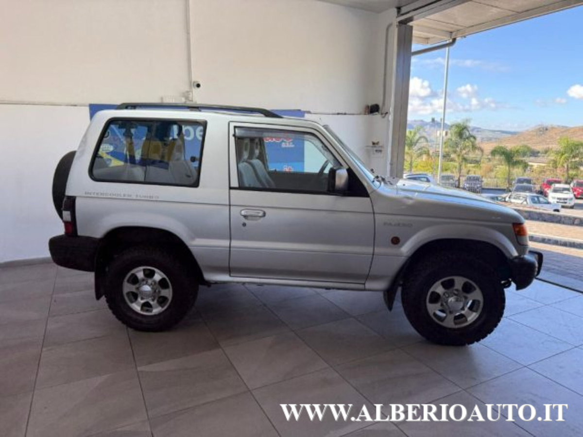 Mitsubishi Pajero 2.5 TDI Metal-top GLX Zeus (3)