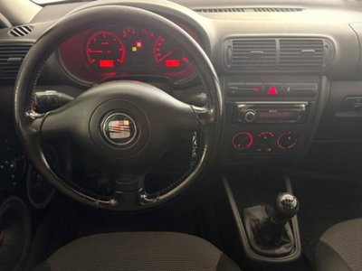 SEAT Leon TDI/110 CV cat Signo (13)