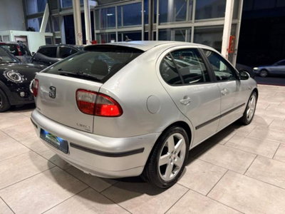 SEAT Leon TDI/110 CV cat Signo (5)