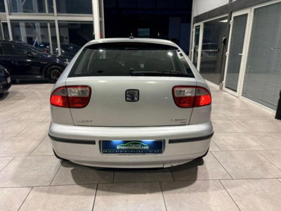 SEAT Leon TDI/110 CV cat Signo (6)
