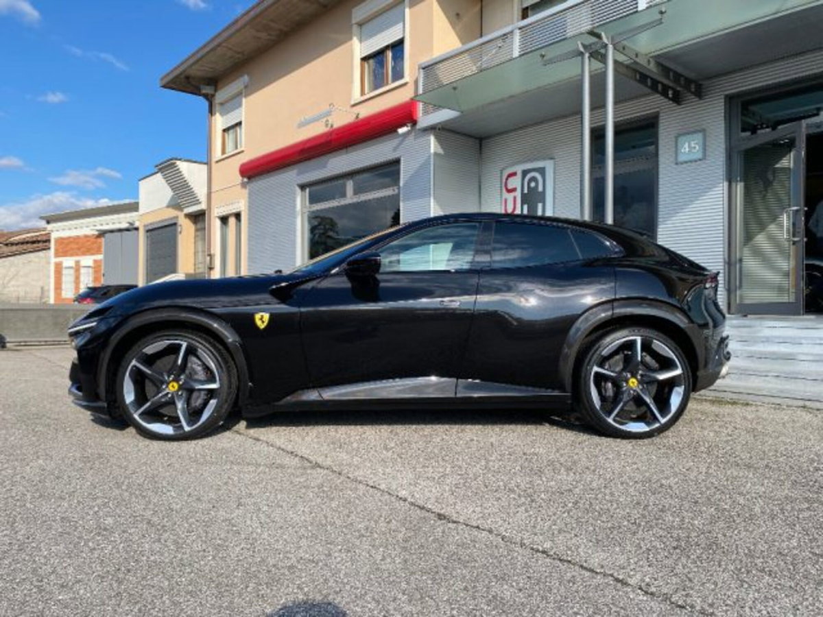 Ferrari Purosangue 6.5 (5)