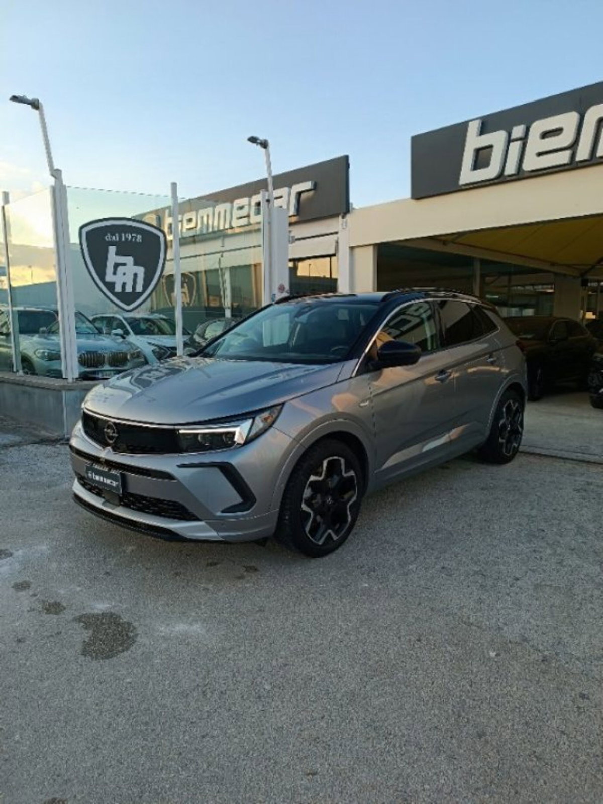 Opel Grandland 1.5 diesel Ecotec aut. Business Elegance (2)