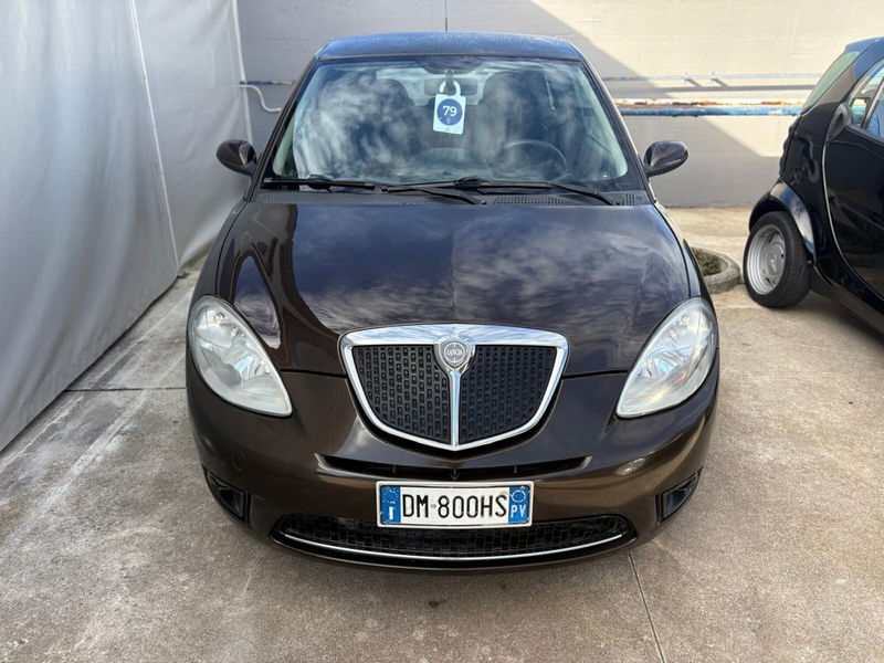 Lancia Ypsilon 1.4 Argento