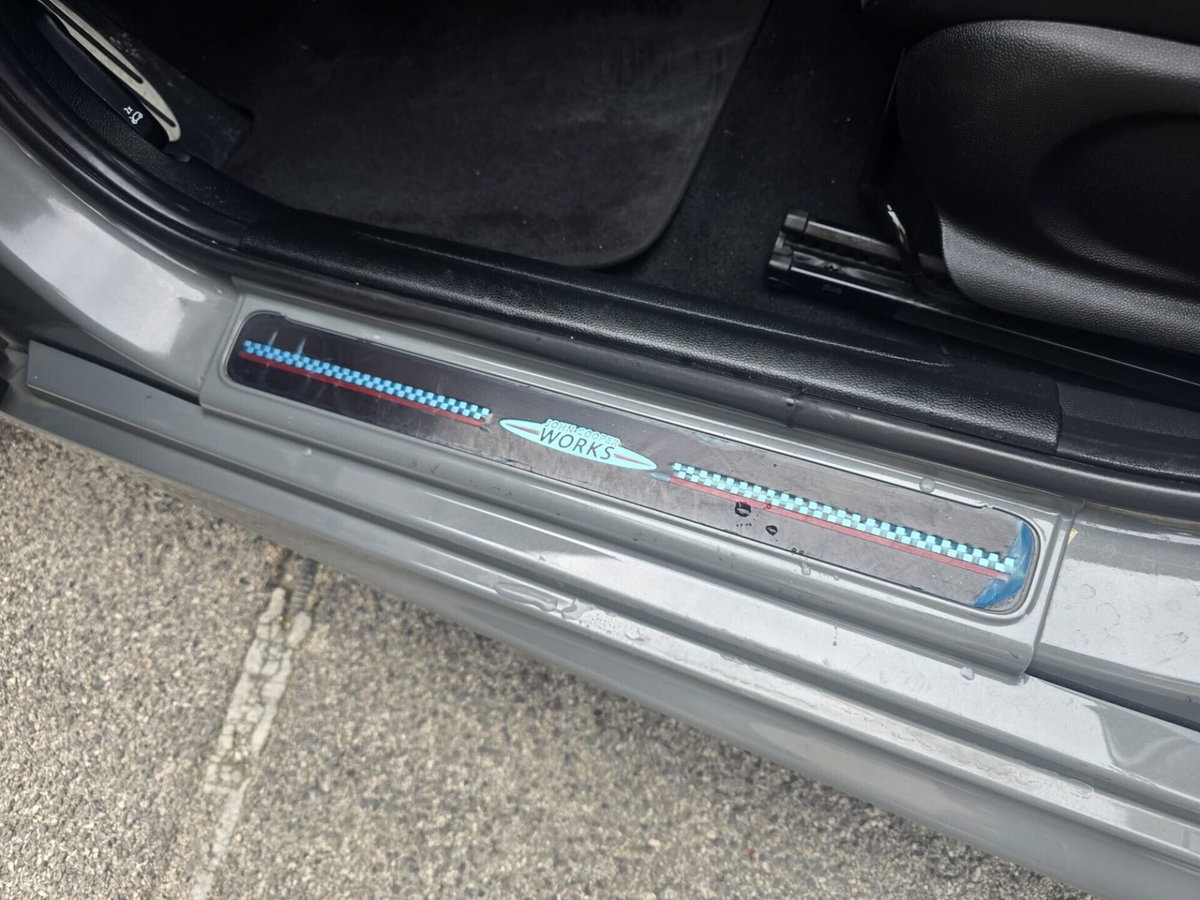 MINI Mini 1.5 Cooper D Hype 5 porte (11)