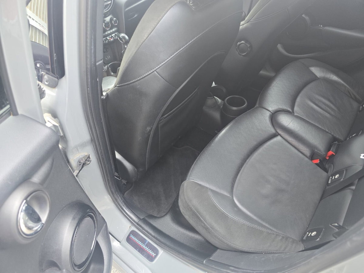 MINI Mini 1.5 Cooper D Hype 5 porte (16)