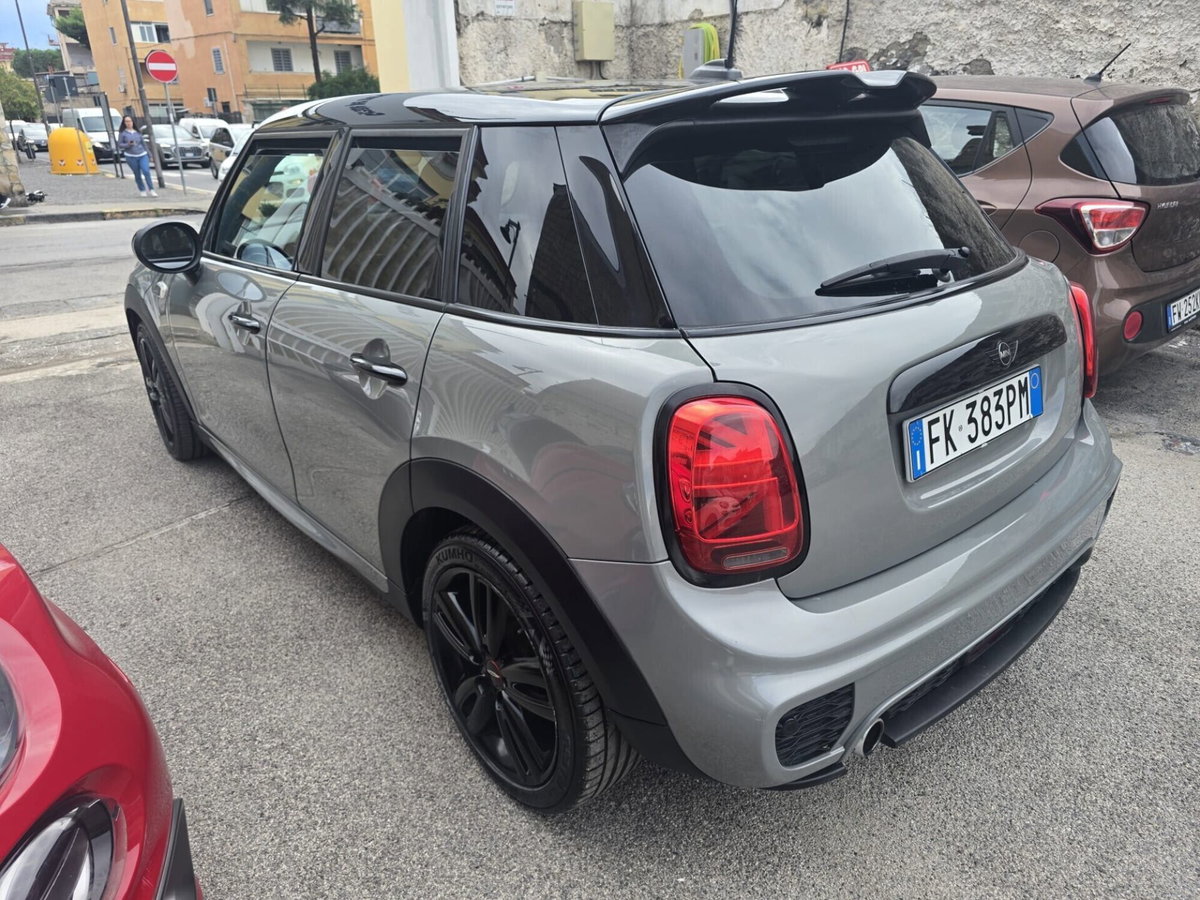 MINI Mini 1.5 Cooper D Hype 5 porte (6)