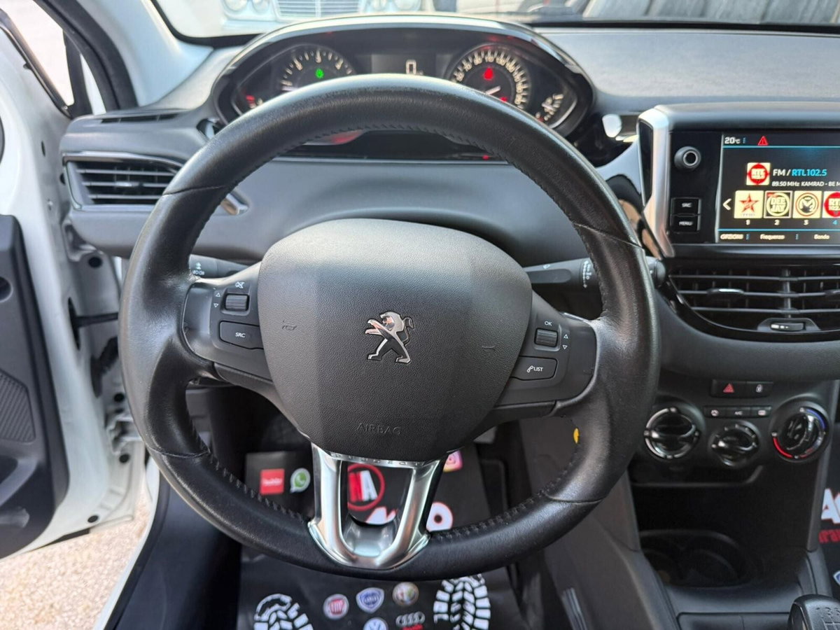 Peugeot 208 75 5 porte Allure (15)