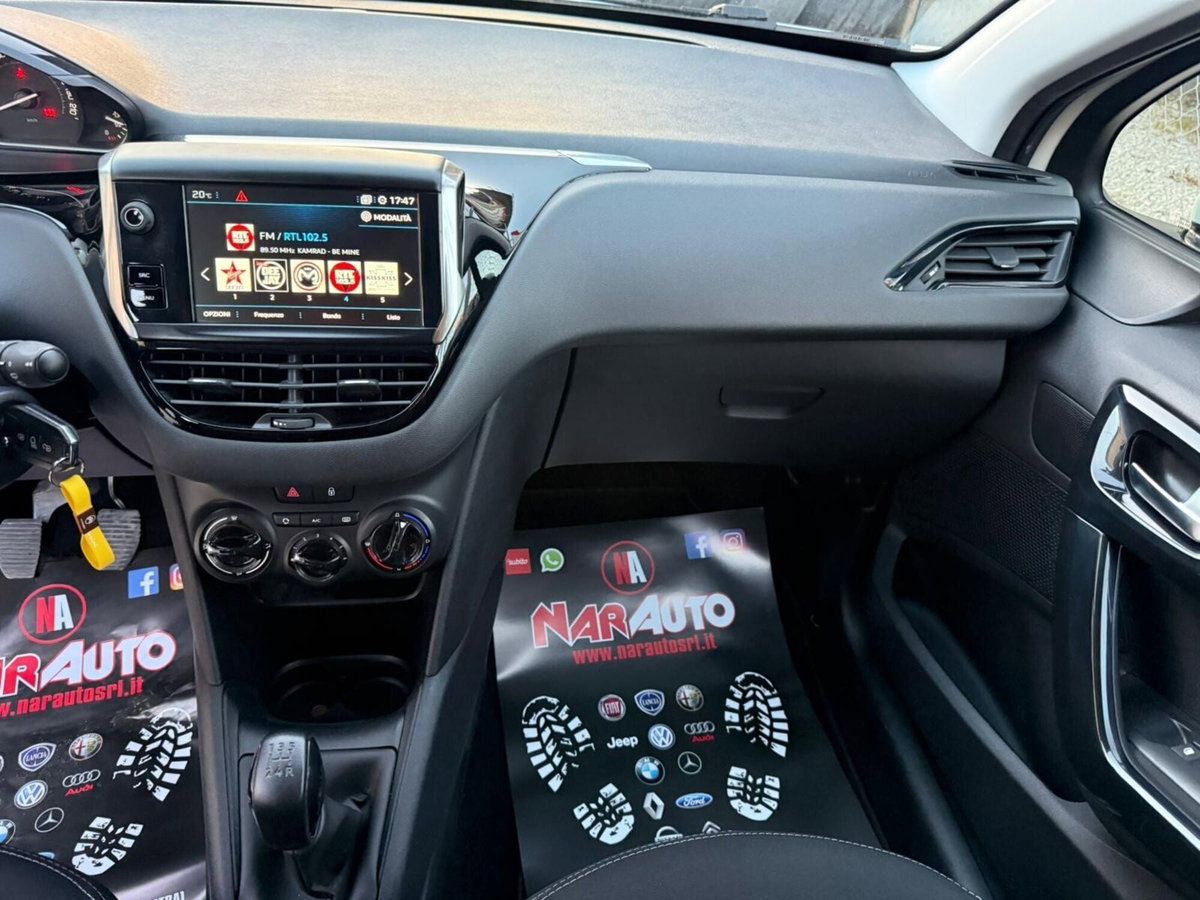 Peugeot 208 75 5 porte Allure (17)