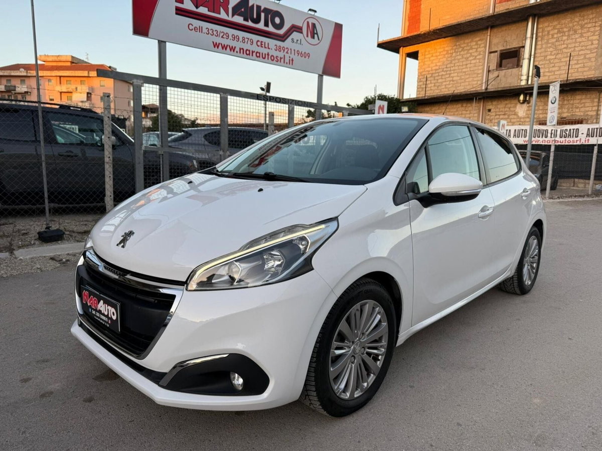Peugeot 208 75 5 porte Allure (2)