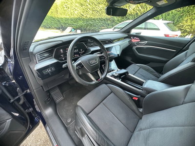 Audi e-tron Sportback 55 quattro S line Fast edition (2)