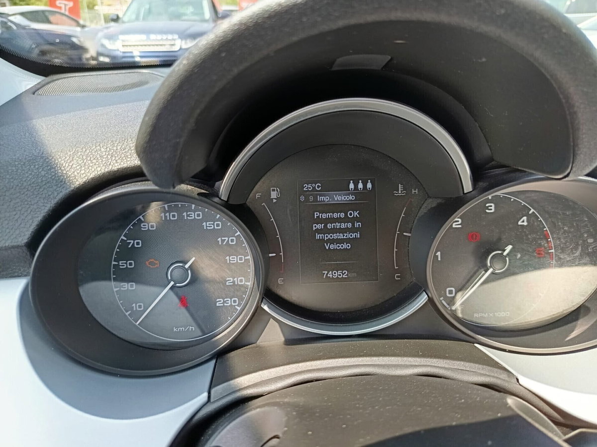 Fiat 500X 1.6 MultiJet 130 CV Connect (13)