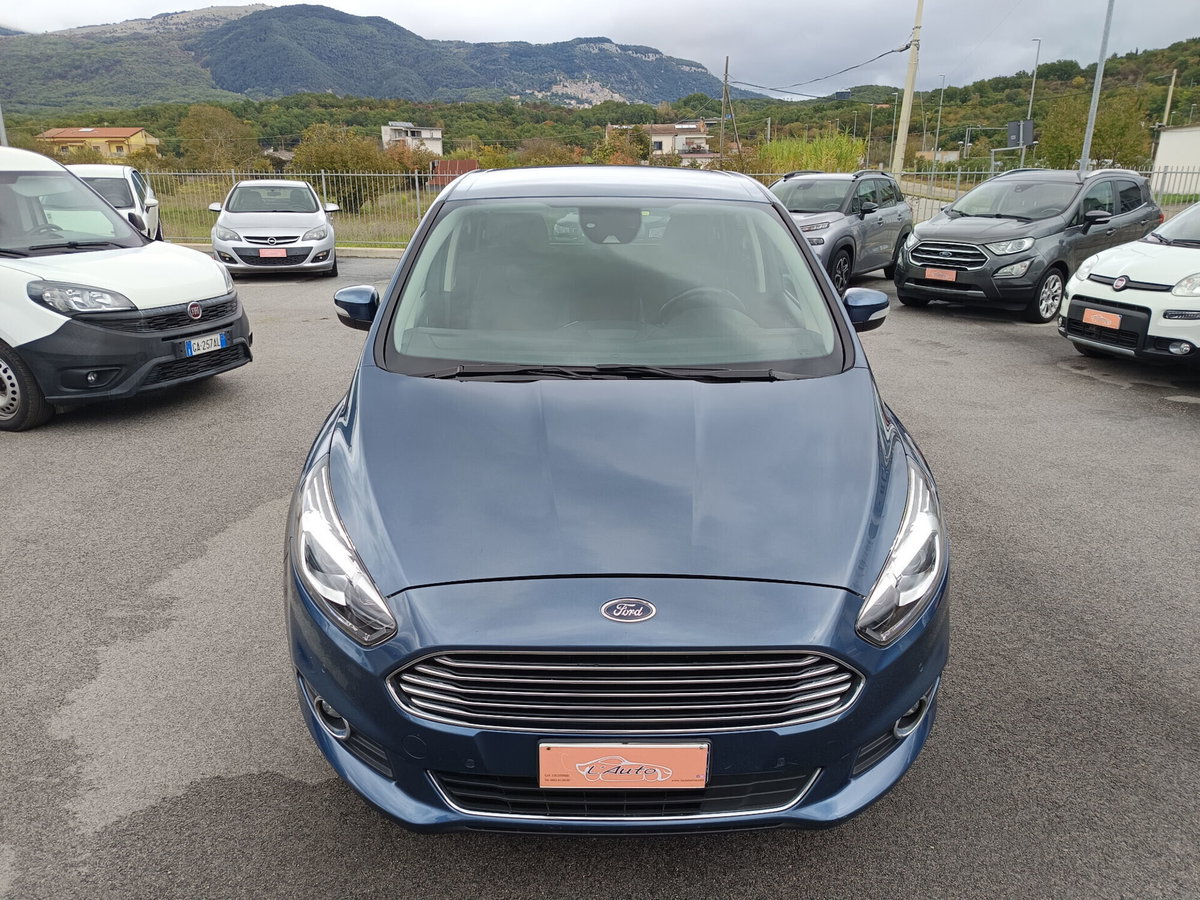 Ford S-Max 2.0 EcoBlue 150CV Start&Stop Aut. Titanium Business (19)