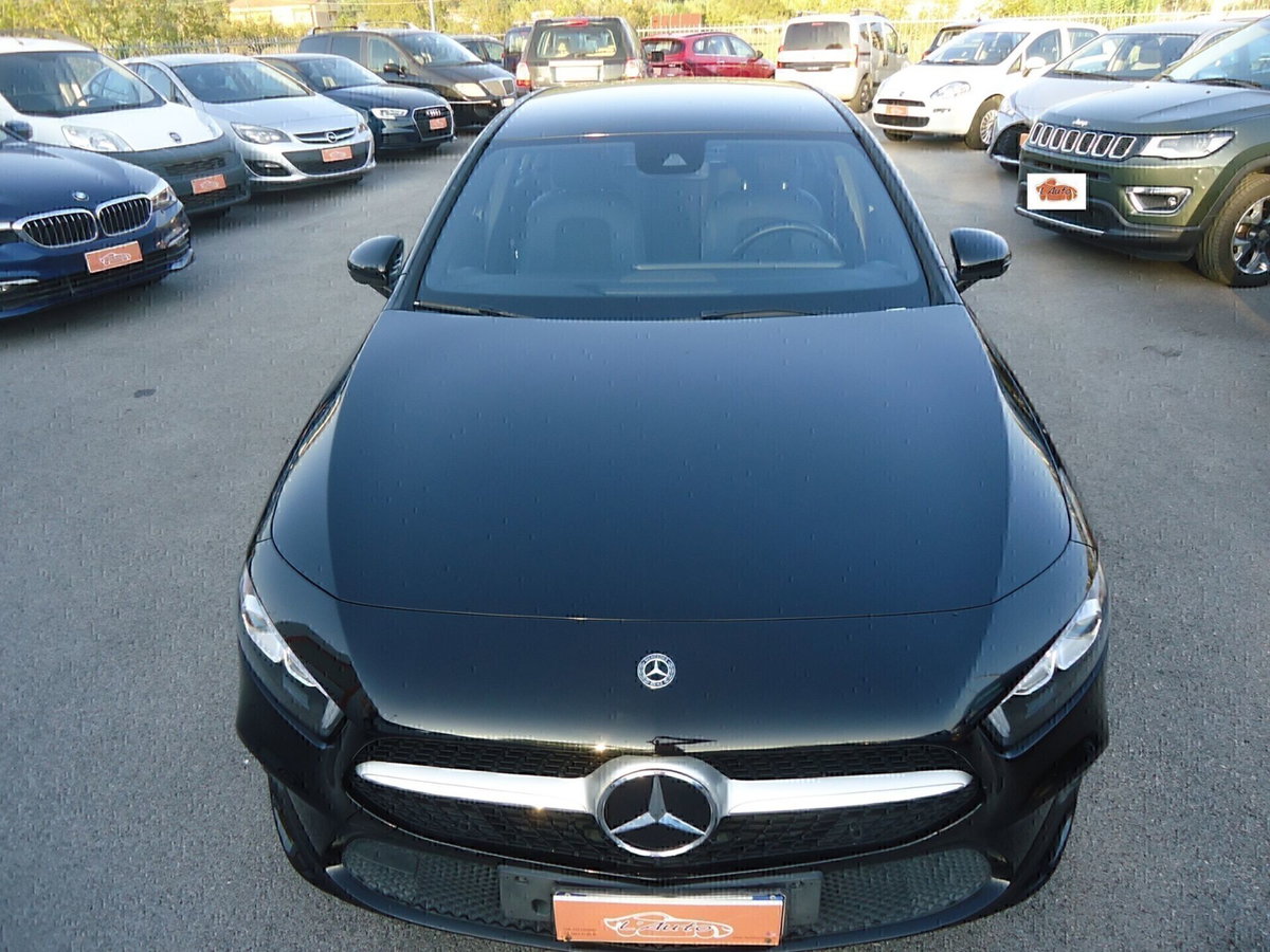 Mercedes-Benz Classe A 180 d Automatic Business (10)