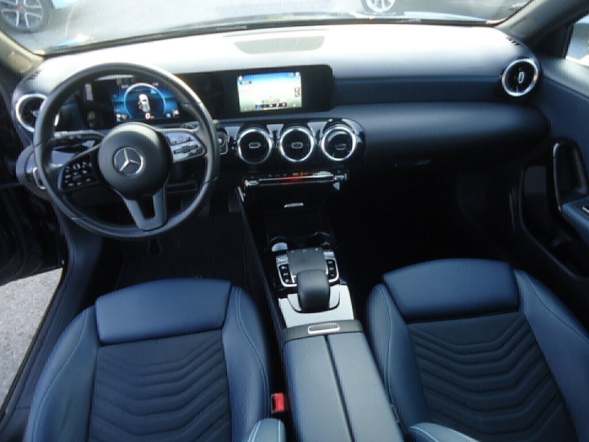 Mercedes-Benz Classe A 180 d Automatic Business (20)