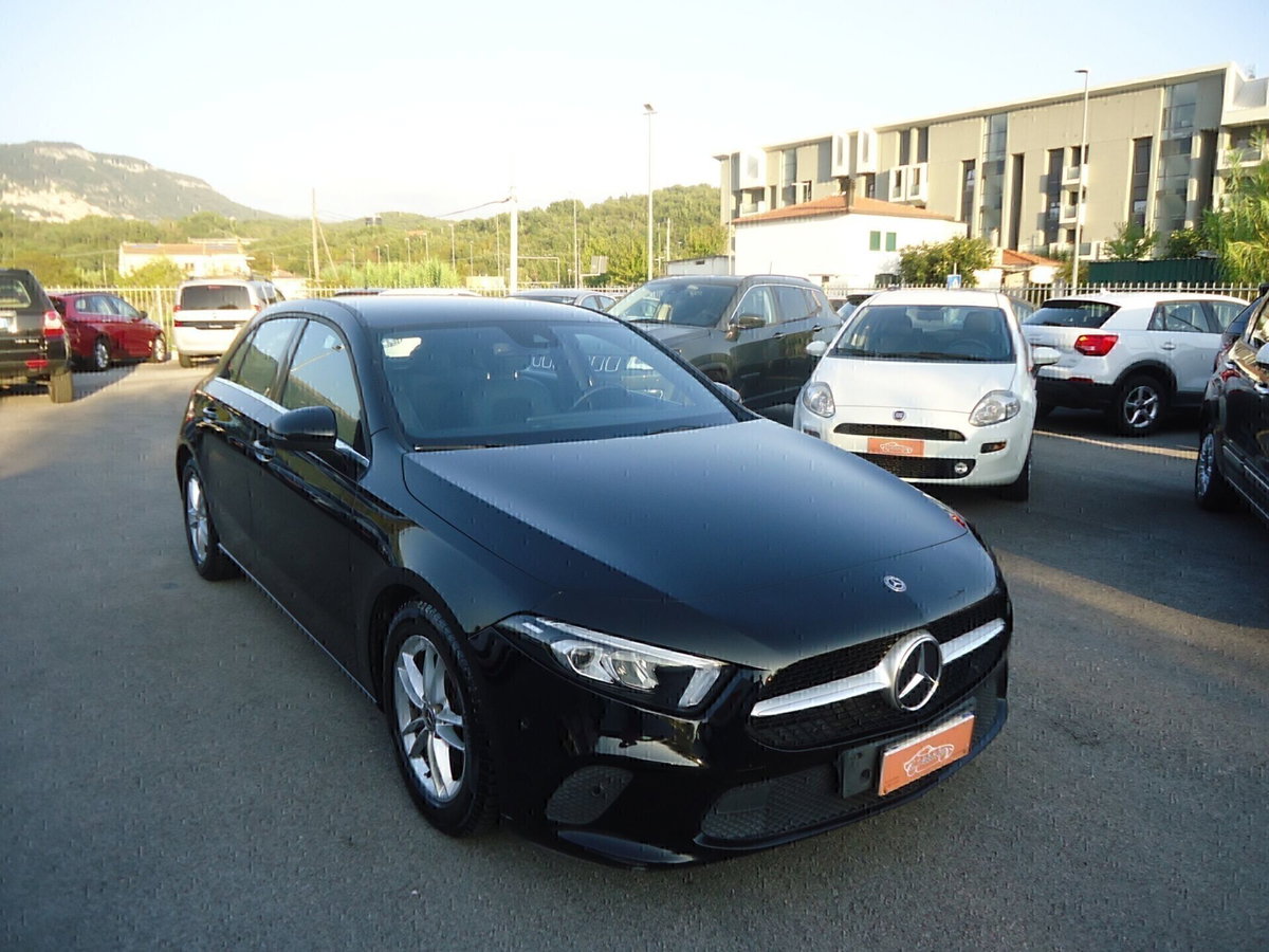 Mercedes-Benz Classe A 180 d Automatic Business (3)