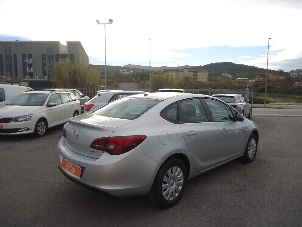 Opel Astra 1.6 CDTi 136CV Start&Stop 5 porte Elective (4)