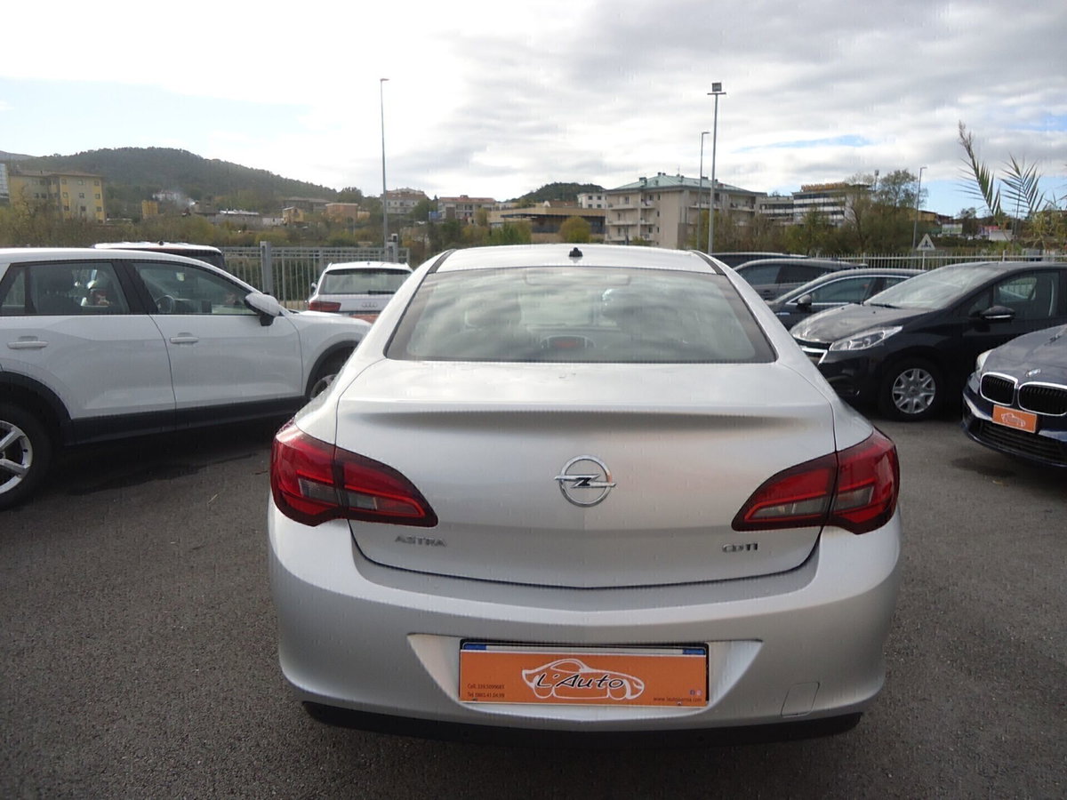 Opel Astra 1.6 CDTi 136CV Start&Stop 5 porte Elective (5)